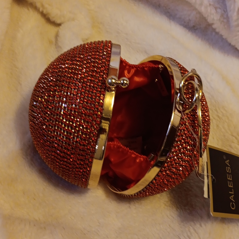 Purse - Picture 3 of 5